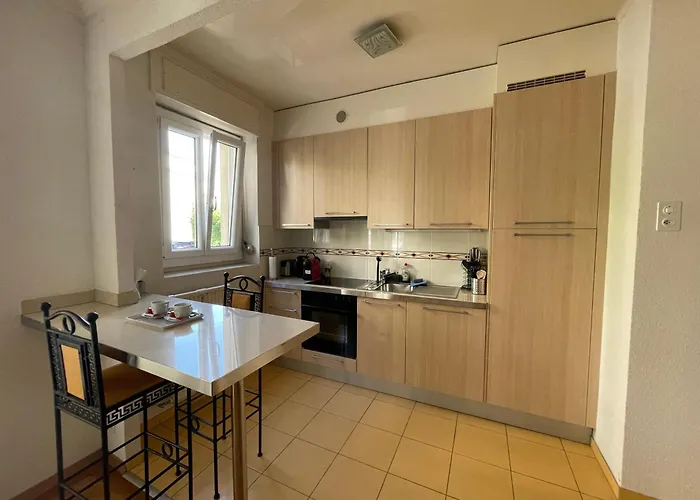 A 9 Minutes A Pied De La Gare De 洛桑